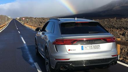 Vier Ringe unterm Regenbogen. Der neue Audi RS Q8 ist halb Spitzensportler, halb Alltags-SUV.