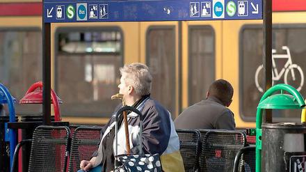 Am Ostbahnhof beleidigte ein Zugbegleiter eine Kreuzberger Schulklasse mit rassistischen Äußerungen.