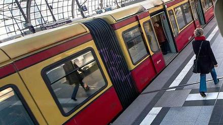 Die Berliner dürfen aufatmen. Die S-Bahn fährt am Wochenende wie geplant, streiklos.