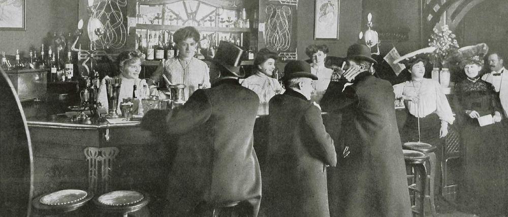 Animierlokal im kaiserlichen Berlin. Etwas steif wirkt die Atmosphäre in der "High Life Bar". Doch in den Hinterzimmer-Separees soll es sehr intim zugehen. Das Bild aus dem Jahr 1904 erschien in der Zeitschrift "Berliner Leben".