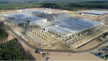 Der Bau der Tesla Giga-Factory in Grünheide schreitet voran.