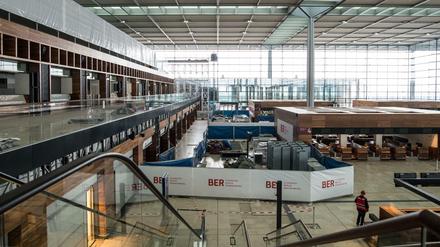 Blick am am 15.10.2015 in die Empfangshalle des Terminalgebäudes des Hauptstadtflughafens Berlin Brandenburg Willy Brandt (BER).