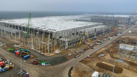 Die Baustelle der Tesla Gigafactory in Grünheide. Noch baut Tesla alles auf eigenes Risiko. 