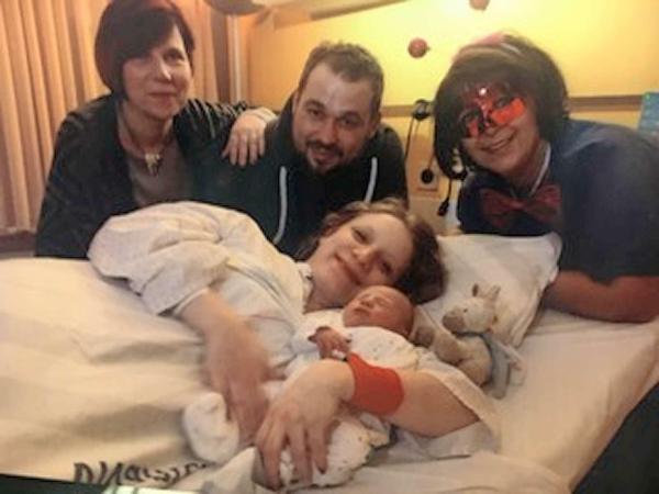 Der kleine Benjamin Andreas kam um 0.04 Uhr in Neukölln am 1. Januar 2017 zur Welt.
