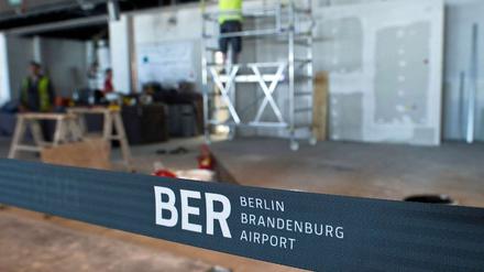 Der neue Eröffnungstermin des Flughafens BER könnte klappen, meinen die Firmen