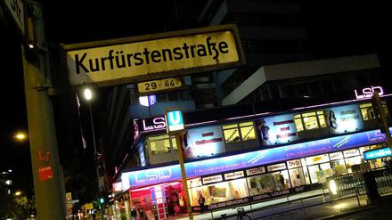Seit Jahrzehnten gibt es Streit um den Strich, der Kurfürsten- Ecke Potsdamer Straße beginnt.