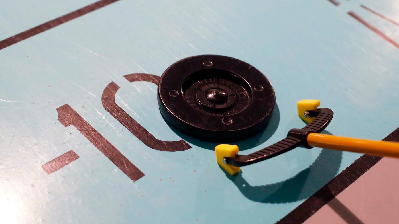 Shuffleboard in Berlin Ein Spiel für Verlierer