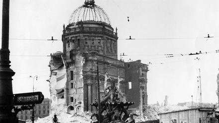 Letzter Akt. Die Reste des Berliner Schlosses am Tag vor der Sprengung. 