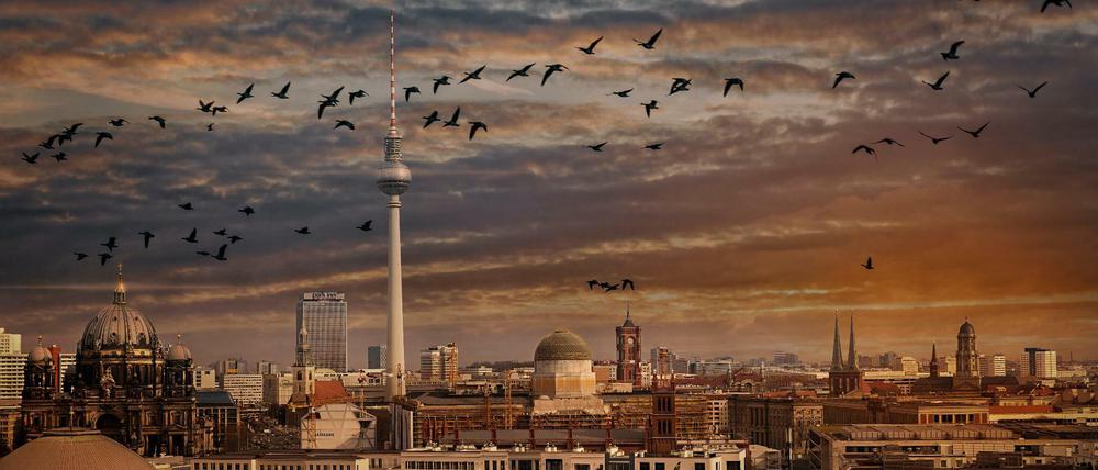 Da zieht was auf - ein gewittriger Himmel über Berlin.