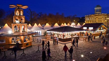 Für den ab 25. November geplanten Weihnachtsmarkt vor dem Schloss Charlottenburg fehlt noch die Genehmigung.