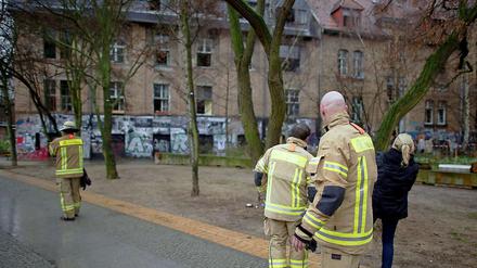 Nach derzeitigem Ermittlungsstand geht die Polizei beim Brand im Georg-von-Rauch-Haus nicht von einer politisch motivierten Tat aus.