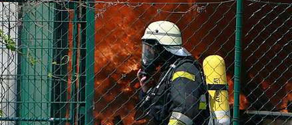 70 Feuerwehrleute waren bei der Brandbekämpfung im Einsatz.