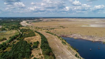 Wo einst Braunkohle abgebaut wurde, entsteht ein riesiger See - der Ostsee.