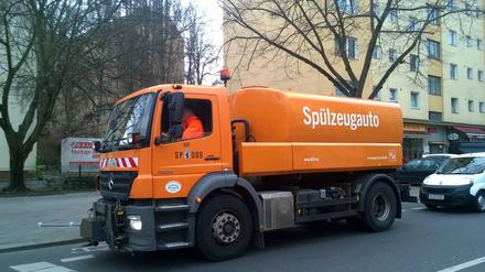 Ein Spülwagen der Berliner Stadtreinigung