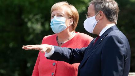 Nicht auf einer Wellenlänge: CDU-Chef Armin Laschet und Kanzlerin Angela Merkel. 