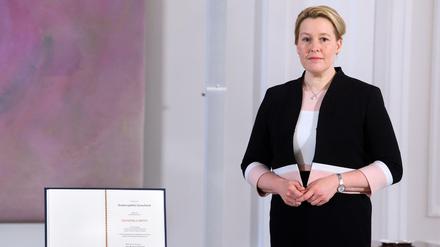 Reicht's für Berlin? Franziska Giffey am Donnerstag bei ihrer Entlassung als Bundesfamilienministerin durch den Bundespräsidenten im Schloss Bellevue.