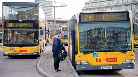 Die meisten Busse und Bahnen werden am Samstag auf den BVG-Höfen stehen bleiben.