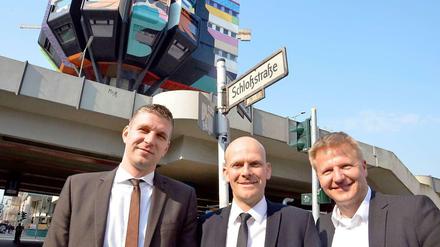 Dreierbund. Die Centermanager Carsten Paul, Oliver Mohr und Jens Kirbach (von links nach rechts) wollen gemeinsam für die Steglitzer Schlossstraße werben.