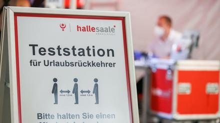 Risiko Rückkehrer: An Deutschlands Flughäfen können sich Reisende kostenlos testen lassen.