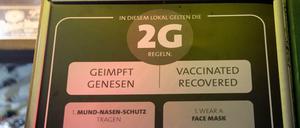 Angesichts gestiegener Infektionszahlen in Berlin gilt seit Montag vielerorts die 2G-Regel.