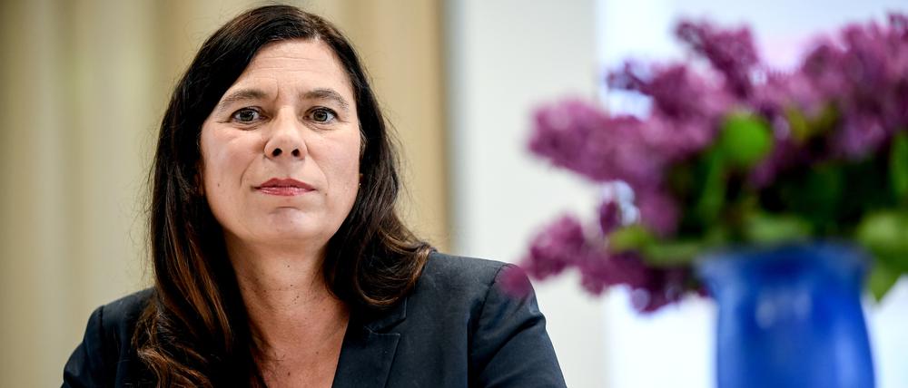 Weihnachtsfrau: Sandra Scheeres (SPD), Bildungssenatorin, gibt dieses Jahr doch früher frei.