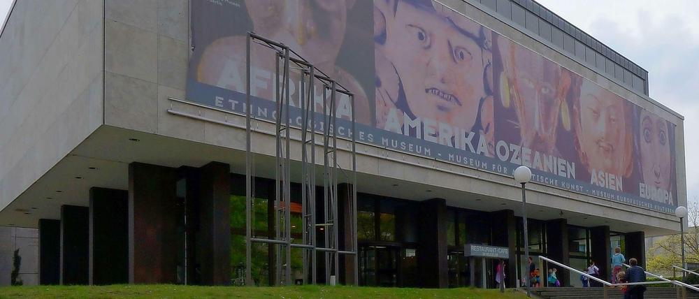 Das Ethnologische Museum und das Museum für Asiatische Kunst in Dahlem sollen bis 2019 nach Mitte ins Humboldt-Forum ziehen - was aus den Gebäuden wird, ist unklar