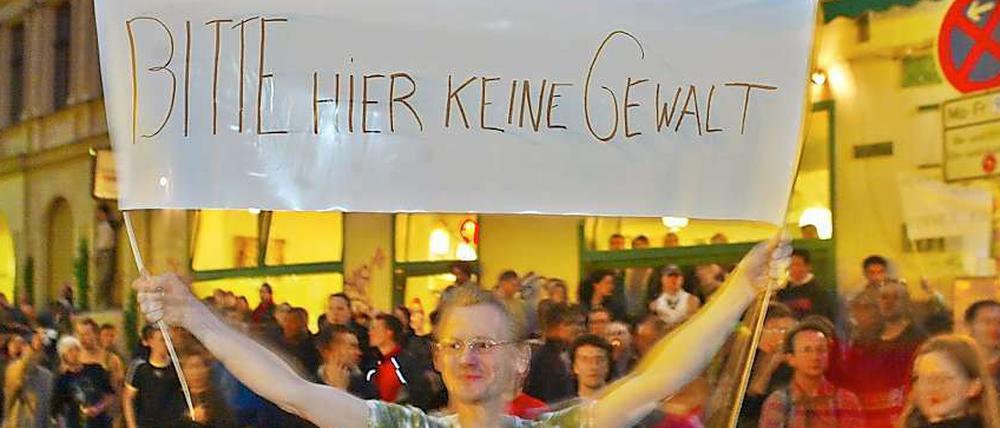 Demonstrieren ja, aber bitte friedlich. Darauf hoffen viele Berliner auch bei den diesjährigen Demons rund um den 1. Mai. 