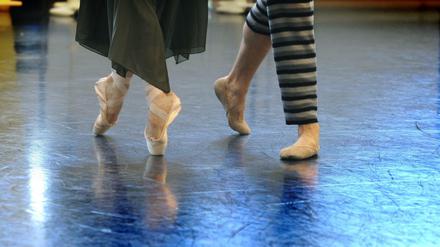 Teurer Tanz: Für die Staatliche Ballettschule scheute die Bildungsbehörde keine Kosten.