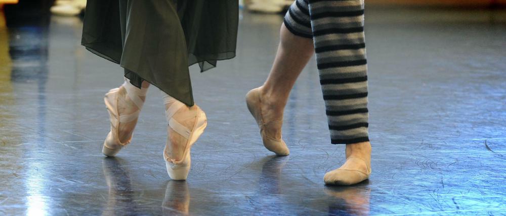 Teurer Tanz: Für die Staatliche Ballettschule scheute die Bildungsbehörde keine Kosten.