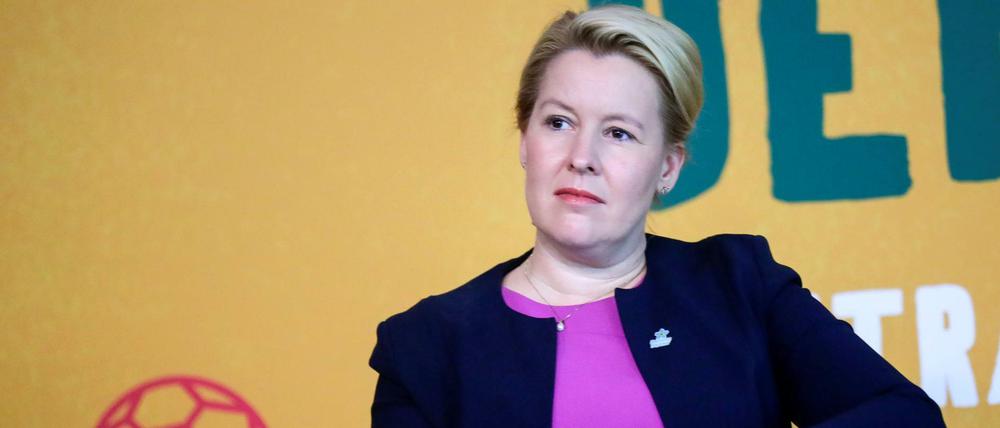 Im Dezember entscheidet sich, ob die ehemalige Neuköllner Bürgermeisterin und Familienministerin als Regierende kandidiert.