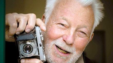 Sammler und Fotograf. Robert Lebeck hat rund 30 000 Exponate zur Geschichte der Fotoreportage zusammengetragen.