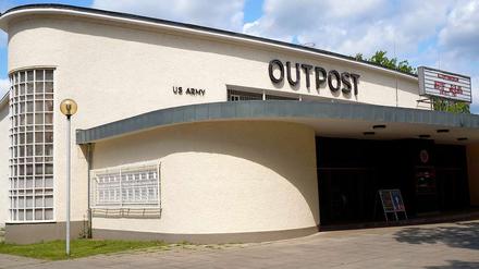 Geschwungene Formen. Zum Museum gehört das ehemalige Kino „Outpost“ der US-Armee.