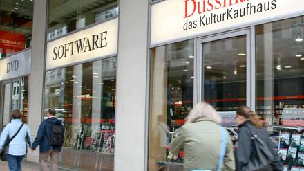 "Shitstorm" gegen Dussmann nach einem handgreiflichem Vorfall zwischen Sicherheitskräften und einem Kunden, den man des Diebstahls verdächtigte. 