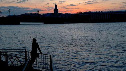 Earth Hour in Sankt Petersburg- die Silhouette bleibt dunkel.