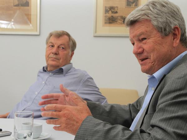 Im Tagesspiegel-Interview sprechen Wolfgang Wieland (rechts) und Eberhard Diepgen über ihre Erfahrungen im Flüchtlingsbeirat.