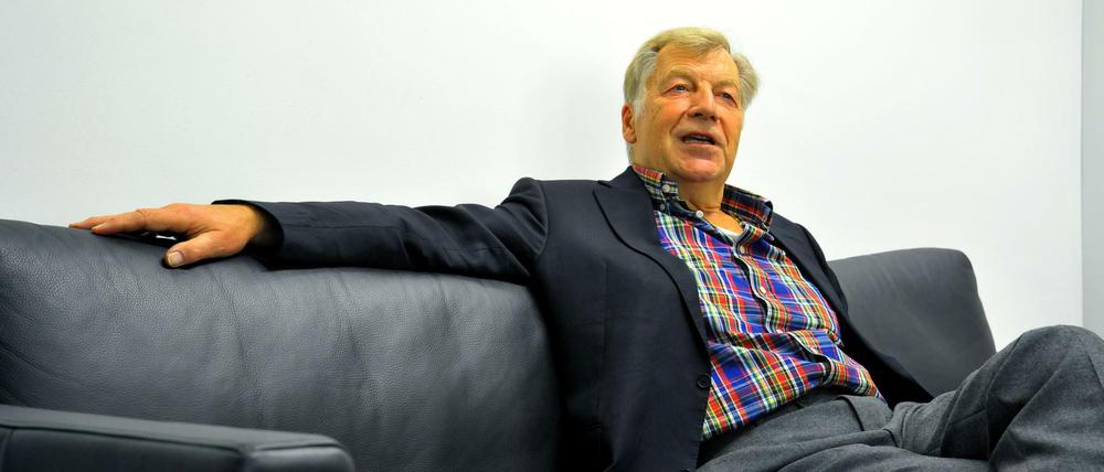 Ehemaliger Regierender Bürgermeister Berlins Eberhard Diepgen erklärt