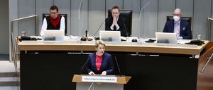 Bisweilen launig. Franziska Giffey bei ihrer Regierungserklärung im Berliner Abgeordnetenhaus.