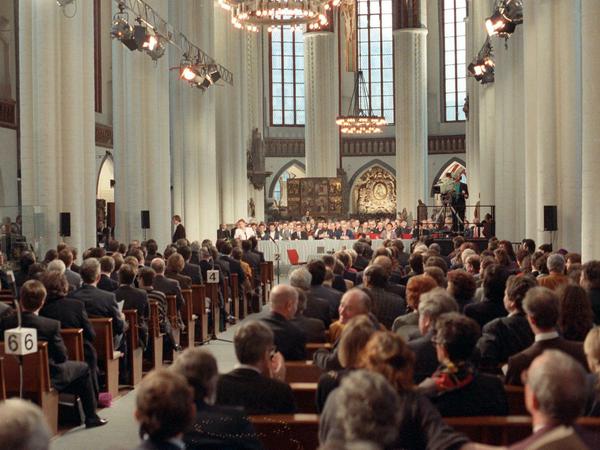 Zu seiner konstituierenden Sitzung 1991 traf das neue Berliner Parlament in der Nikolaikirche zusammen.