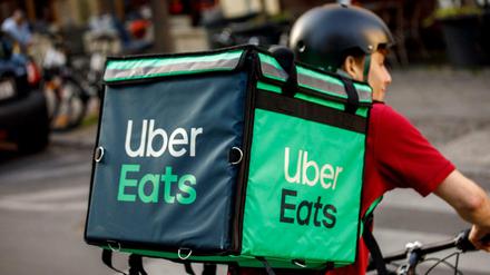 Ab einem Mindestbestellwert von zehn Euro bei Uber Eats gewährt der Konzern einen Rabatt von fünf Prozent.