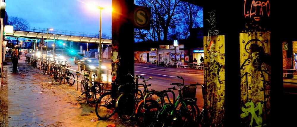 Unübersichtliche Fahrradstellplätze wie am S-Bahnhof Yorkstraße sollen bald der Vergangenheit angehören.