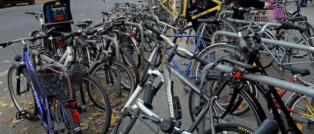 Ist hier Platz? In Berlin fehlen Fahrradständer.