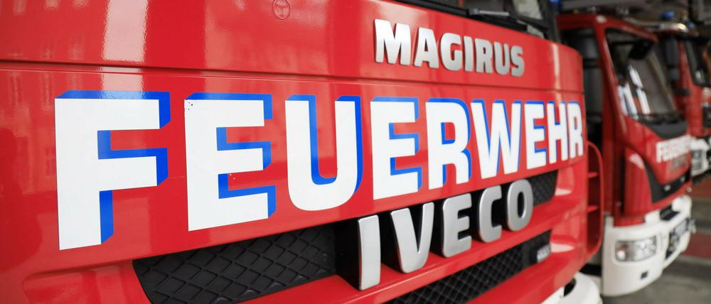 Eine 25-Jährige soll den Brand in dem Krankenhaus an der Salvador-Allende-Straße gelegt haben. 