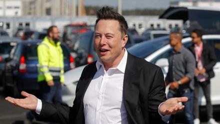 Musk bei einem Besuch der Tesla-Gigafactory im September.