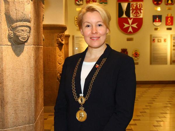 Franziska Giffey - als Bezirksbürgermeisterin von Berlin-Neukölln im Jahr 2016. 