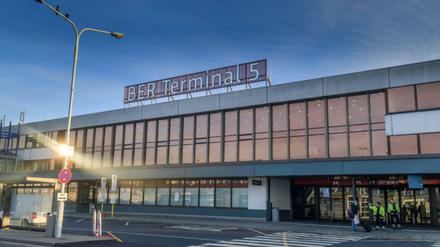 Früher der Flughafen Schönefeld - heute Terminal 5 des BER.