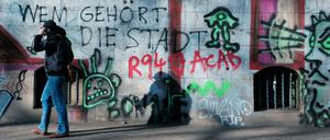 "Wem gehört die Stadt?", fragt ein Graffiti in Berlin-Kreuzberg.