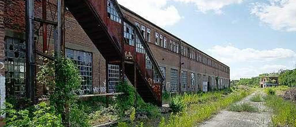 Relikte des Güterbahnhofs. Eines der alten Betriebsgebäude, die zu Wohnhäusern werden könnten.