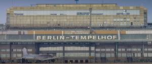 Seit 2008 starten und landen am Flughafen Tempelhof keine Flieger. Doch was mit dem Gebäude passieren soll bleibt weiter unklar.