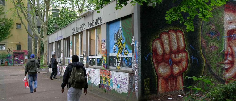 Die Gerhart-Hauptmann-Schule in Berlin-Kreuzberg ist längst ein Politikum geworden - und Gegenstand zahlreicher Auseinandersetzungen vor Gericht. 