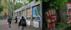 Die Gerhart-Hauptmann-Schule in Berlin-Kreuzberg ist längst ein Politikum geworden - und Gegenstand zahlreicher Auseinandersetzungen vor Gericht. 